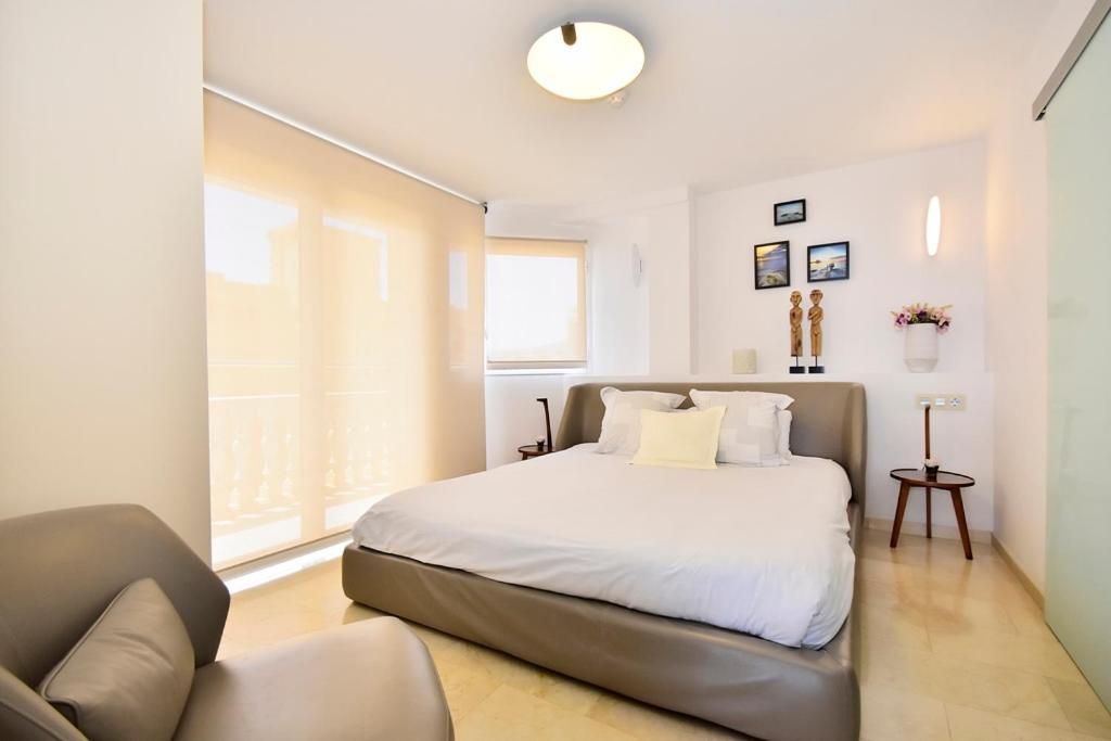 Atico Suite Ola Blanca Кала-де-Финистрат Экстерьер фото